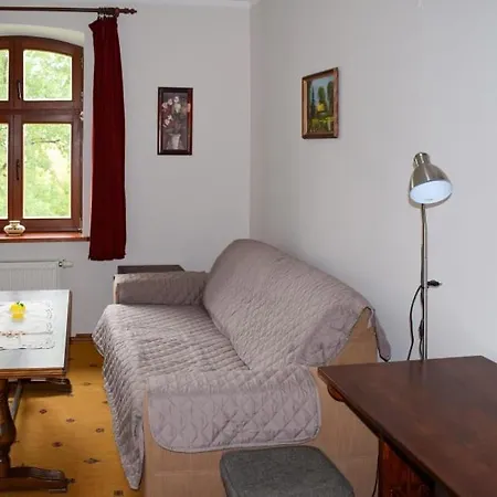 Debowe Wzgorze Фермерский дом *